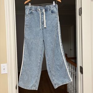 GAP Factory High Rise Pull-On Stripe Wide-Leg Jeans - Women's Medium